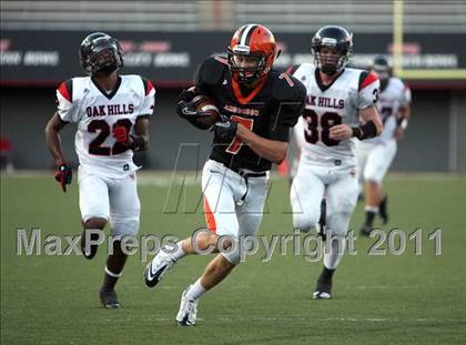 Thumbnail 3 in Oak Hills vs. Anderson (Skyline Crosstown Showdown) photogallery.