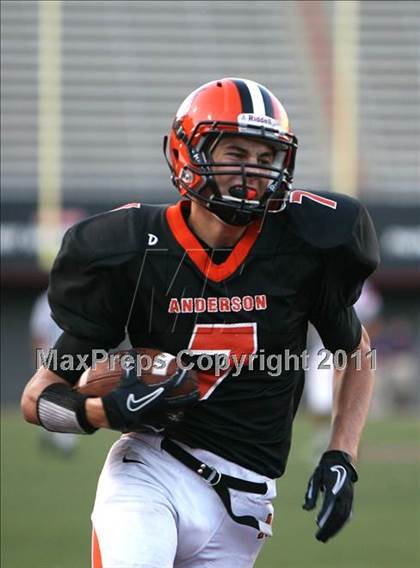 Thumbnail 2 in Oak Hills vs. Anderson (Skyline Crosstown Showdown) photogallery.
