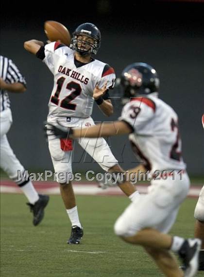 Thumbnail 3 in Oak Hills vs. Anderson (Skyline Crosstown Showdown) photogallery.