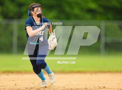 Thumbnail 3 in Bishop Grimes vs Weedsport photogallery.