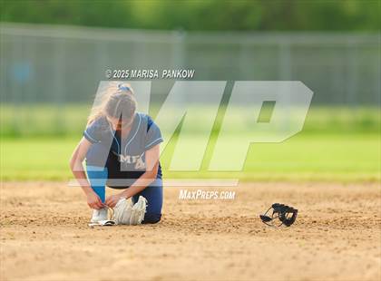 Thumbnail 2 in Bishop Grimes vs Weedsport photogallery.