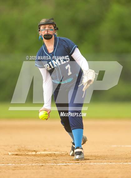 Thumbnail 2 in Bishop Grimes vs Weedsport photogallery.