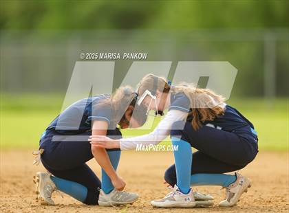 Thumbnail 3 in Bishop Grimes vs Weedsport photogallery.