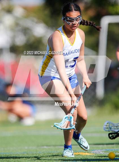 Thumbnail 1 in Mission Vista @ Mira Mesa photogallery.