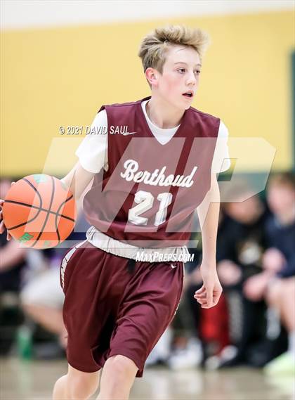 Thumbnail 3 in Berthoud @ Falcon photogallery.
