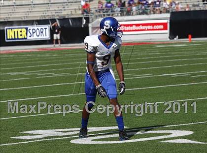 Thumbnail 1 in Oscar Smith vs. Pickerington Central (Kirk Herbstreit National Kickoff Classic) photogallery.