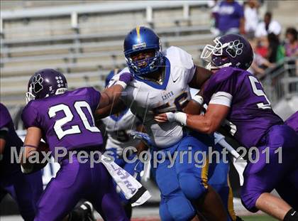 Thumbnail 3 in Oscar Smith vs. Pickerington Central (Kirk Herbstreit National Kickoff Classic) photogallery.