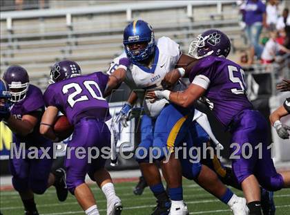 Thumbnail 1 in Oscar Smith vs. Pickerington Central (Kirk Herbstreit National Kickoff Classic) photogallery.