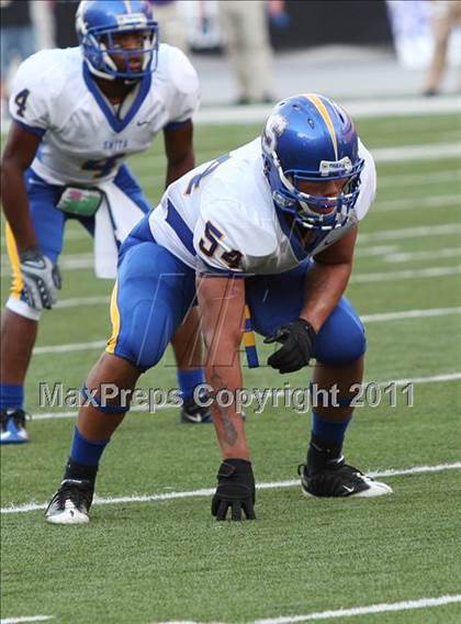 Thumbnail 1 in Oscar Smith vs. Pickerington Central (Kirk Herbstreit National Kickoff Classic) photogallery.