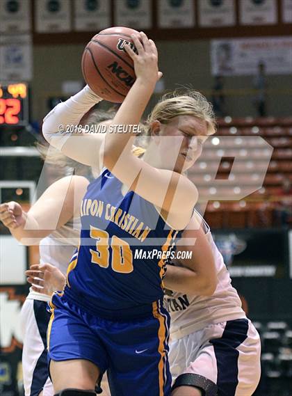 Thumbnail 2 in Forest Lake Christian vs. Ripon Christian (CIF SJS D6 Final) photogallery.