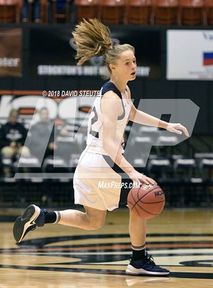 Thumbnail 2 in Forest Lake Christian vs. Ripon Christian (CIF SJS D6 Final) photogallery.