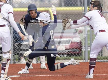 Thumbnail 2 in Bloomington Central Catholic @ Tolono Unity photogallery.