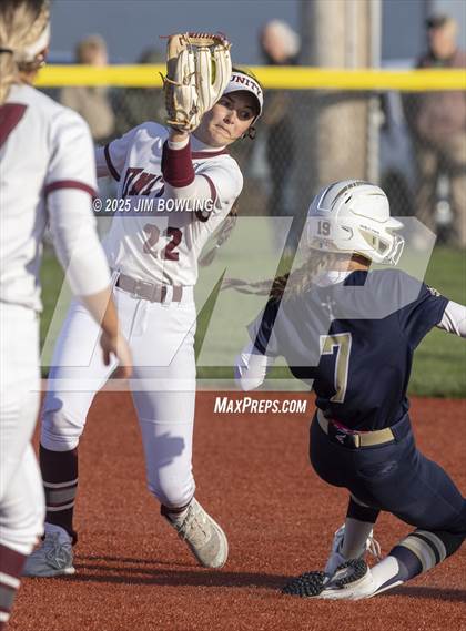 Thumbnail 3 in Bloomington Central Catholic @ Tolono Unity photogallery.