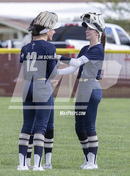Thumbnail 2 in Bloomington Central Catholic @ Tolono Unity photogallery.