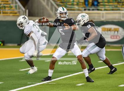 Thumbnail 2 in DeSoto @ Spring (UIL 6A D1 Regional Semifinal) photogallery.