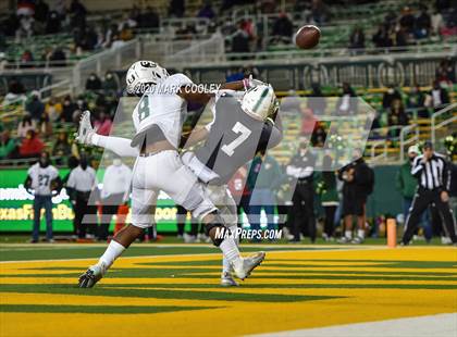 Thumbnail 2 in DeSoto @ Spring (UIL 6A D1 Regional Semifinal) photogallery.