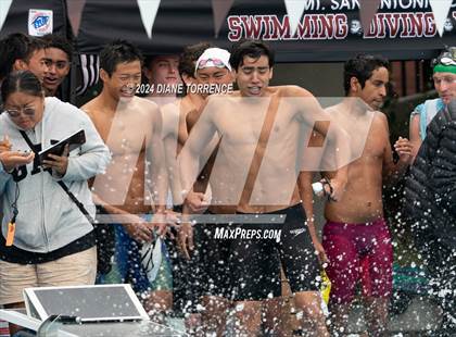 Thumbnail 2 in CIF SS Division 1 Finals photogallery.