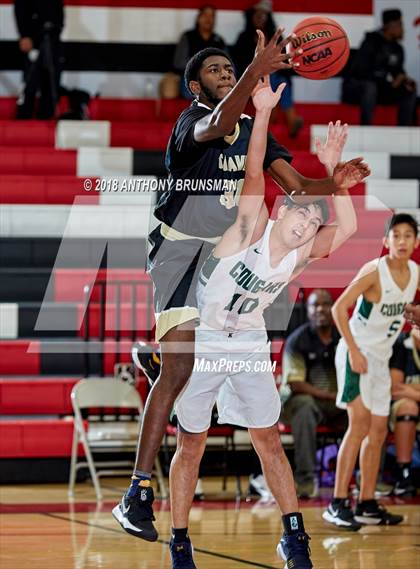 Thumbnail 2 in Chavez vs. Kennedy (Cordova Christmas Classic) photogallery.