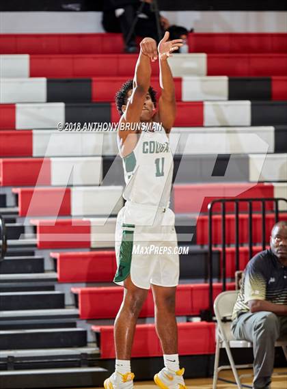 Thumbnail 3 in Chavez vs. Kennedy (Cordova Christmas Classic) photogallery.