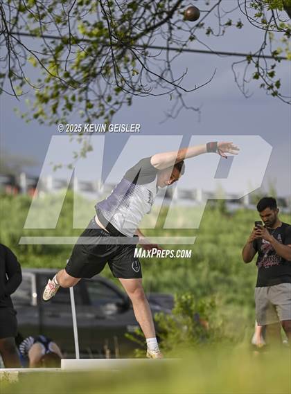 Thumbnail 1 in SEC Conference Meet photogallery.