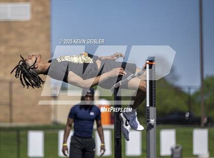 Thumbnail 2 in SEC Conference Meet photogallery.