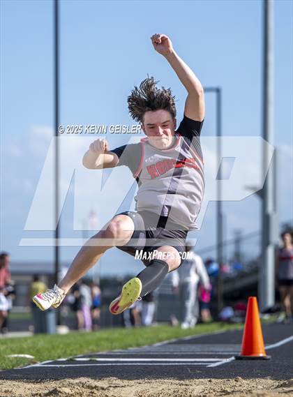 Thumbnail 3 in SEC Conference Meet photogallery.