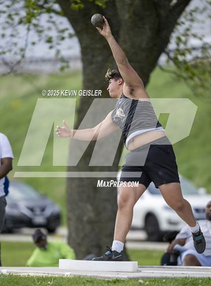 Thumbnail 1 in SEC Conference Meet photogallery.
