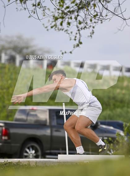 Thumbnail 1 in SEC Conference Meet photogallery.