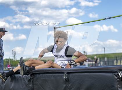Thumbnail 3 in SEC Conference Meet photogallery.