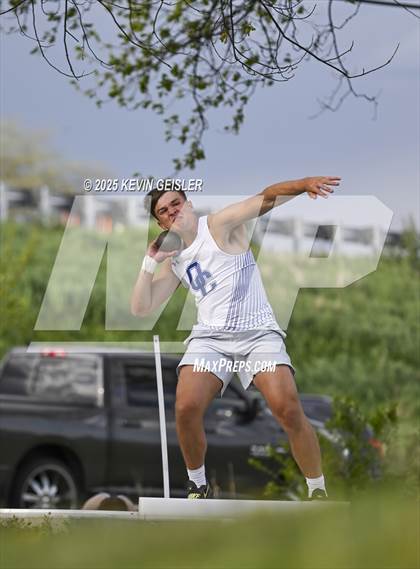 Thumbnail 3 in SEC Conference Meet photogallery.
