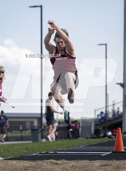 Thumbnail 1 in SEC Conference Meet photogallery.