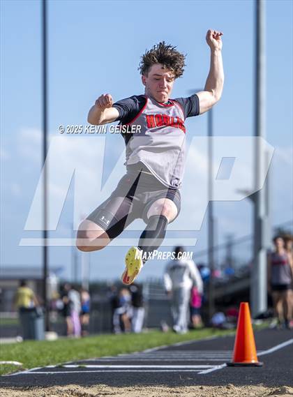 Thumbnail 2 in SEC Conference Meet photogallery.