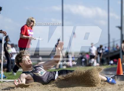 Thumbnail 1 in SEC Conference Meet photogallery.
