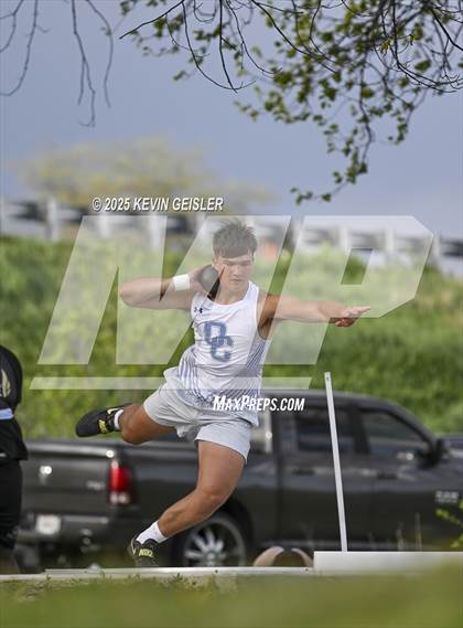 Thumbnail 2 in SEC Conference Meet photogallery.