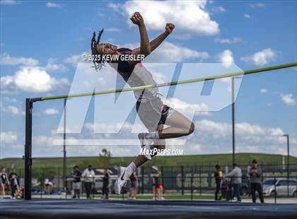 Thumbnail 2 in SEC Conference Meet photogallery.