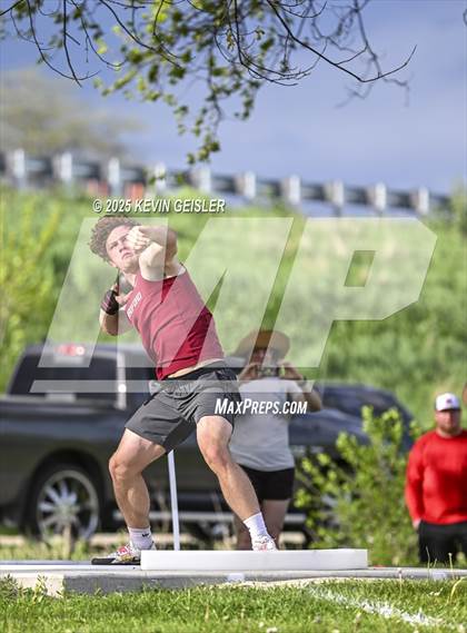 Thumbnail 2 in SEC Conference Meet photogallery.