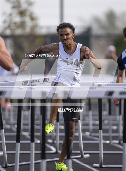 Thumbnail 3 in SEC Conference Meet photogallery.