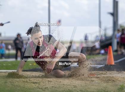 Thumbnail 1 in SEC Conference Meet photogallery.