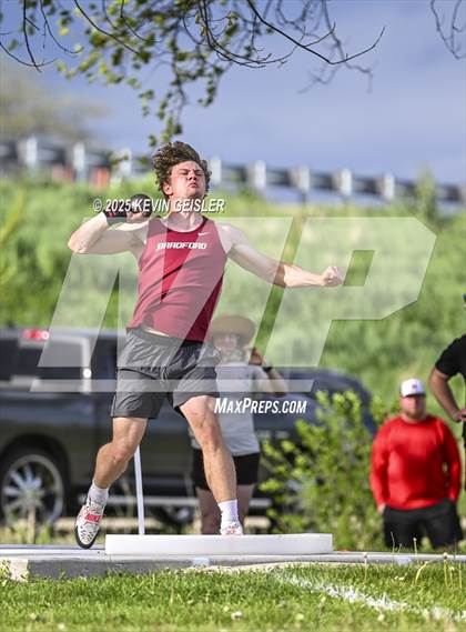 Thumbnail 1 in SEC Conference Meet photogallery.