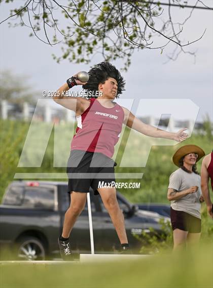 Thumbnail 2 in SEC Conference Meet photogallery.
