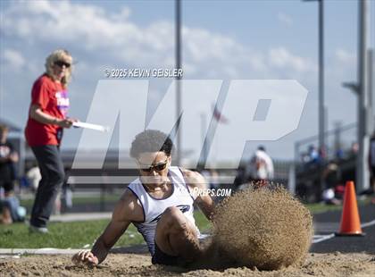 Thumbnail 1 in SEC Conference Meet photogallery.