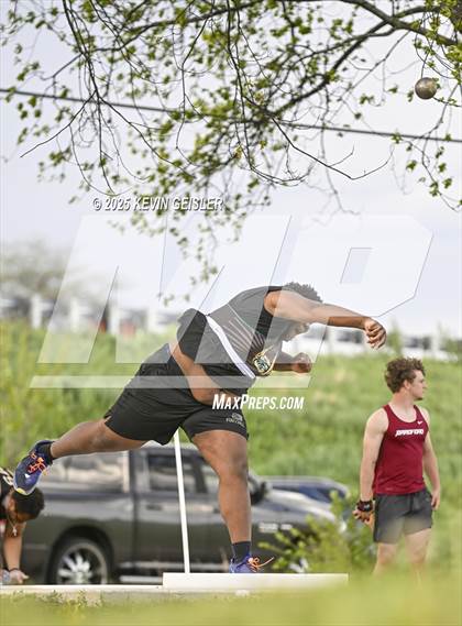 Thumbnail 3 in SEC Conference Meet photogallery.