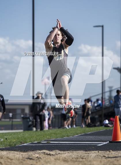 Thumbnail 1 in SEC Conference Meet photogallery.