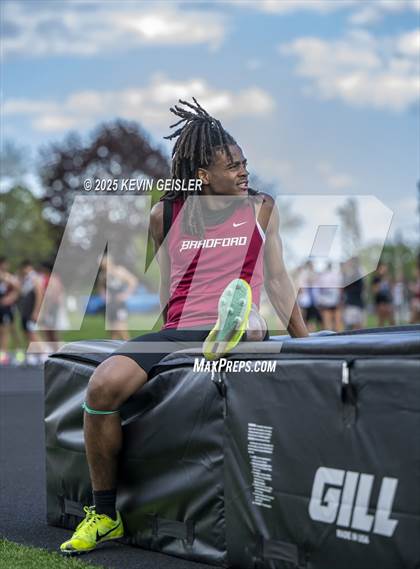 Thumbnail 2 in SEC Conference Meet photogallery.