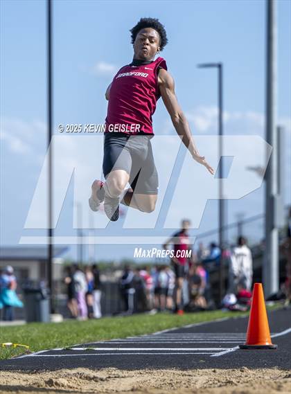 Thumbnail 3 in SEC Conference Meet photogallery.