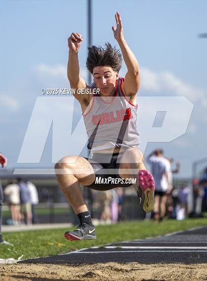 Thumbnail 1 in SEC Conference Meet photogallery.
