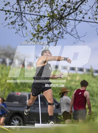 Thumbnail 2 in SEC Conference Meet photogallery.