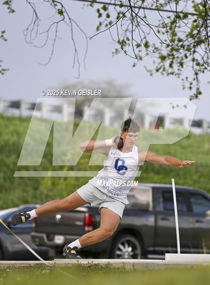 Thumbnail 3 in SEC Conference Meet photogallery.