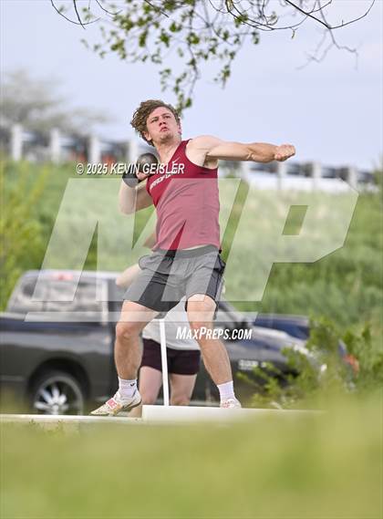 Thumbnail 1 in SEC Conference Meet photogallery.