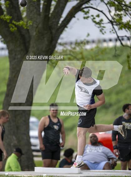 Thumbnail 3 in SEC Conference Meet photogallery.